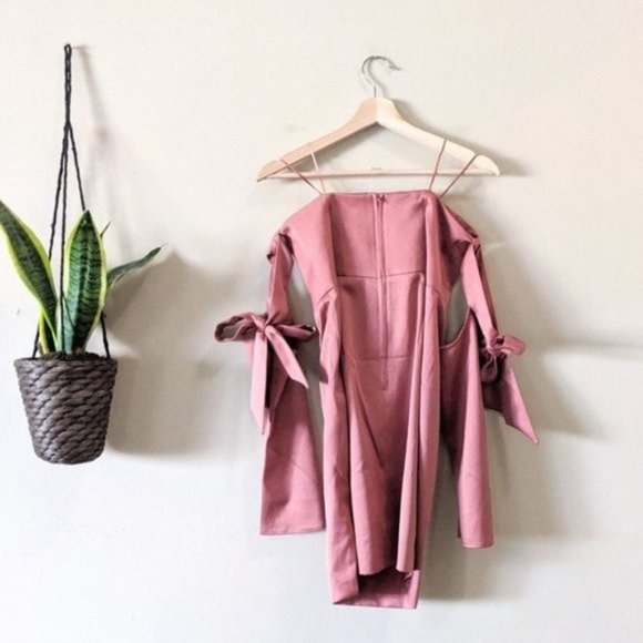 New Finders Keepers Grouplove Off Shoulder Dress - Picture 7 of 8